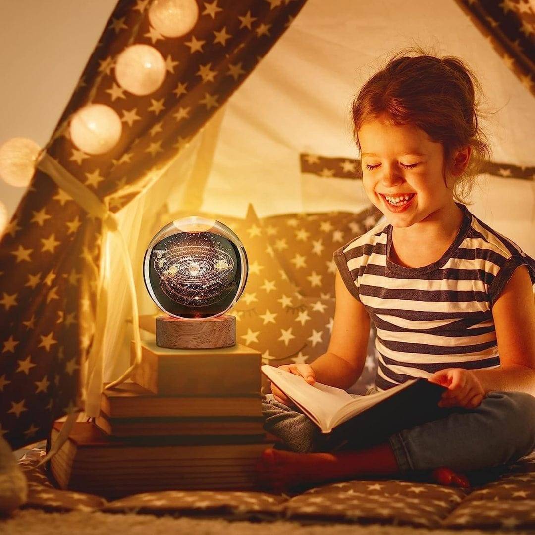 Solar System Crystal Ball Night Light, 3D Galaxy Crystal Ball Night Lamp, USB Powered Wooden Base Galaxy Glass Ball with Colorful LED Base - Image 9
